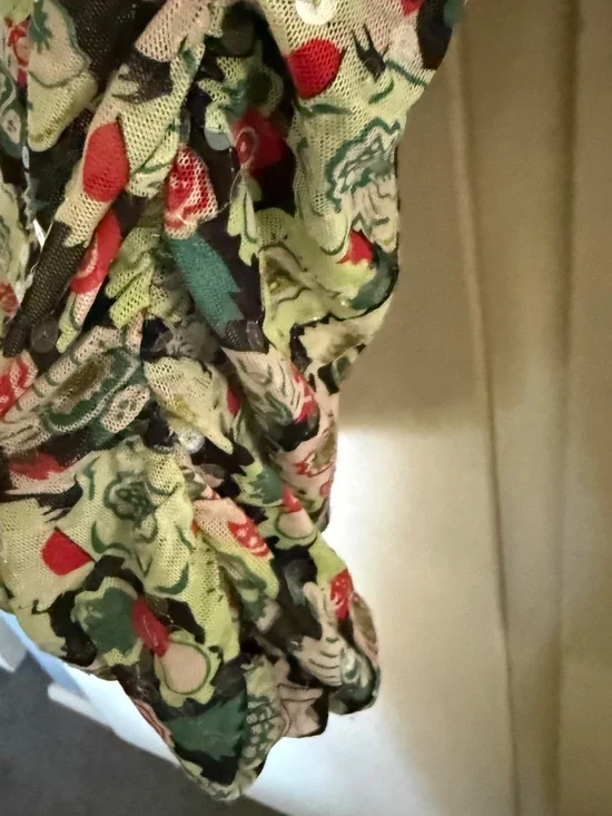 Cinq a Sept Floral Sequin Ruched Funnel Neck Mesh Top Size Medium - Picture 8 of 15